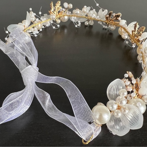 Pearl & Crystal Floral Bridal Headband - Wedding NWOT - Picture 6 of 7